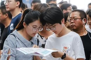 弗爵带曼联18次踢欧冠3次小组出局 他退休后曼联7次有3次小组出局